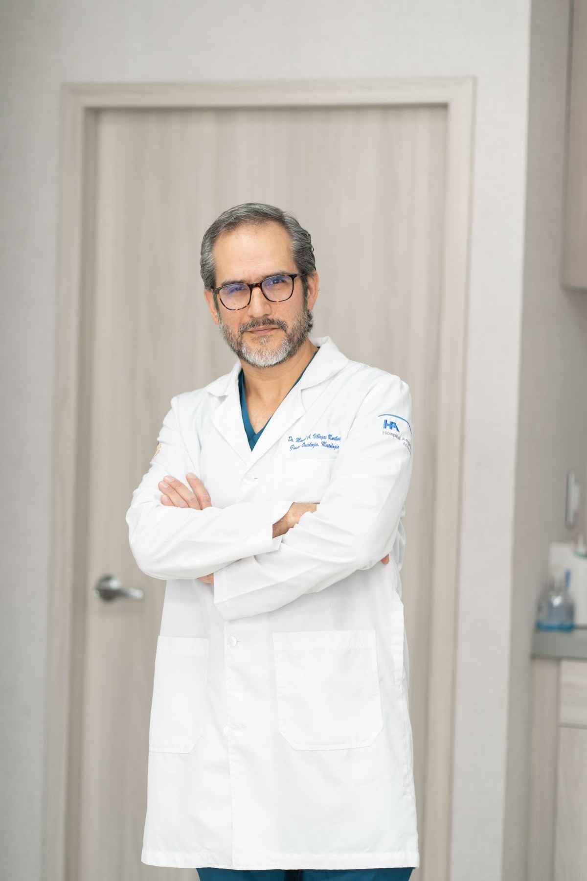 Dr. Manuel Villegas